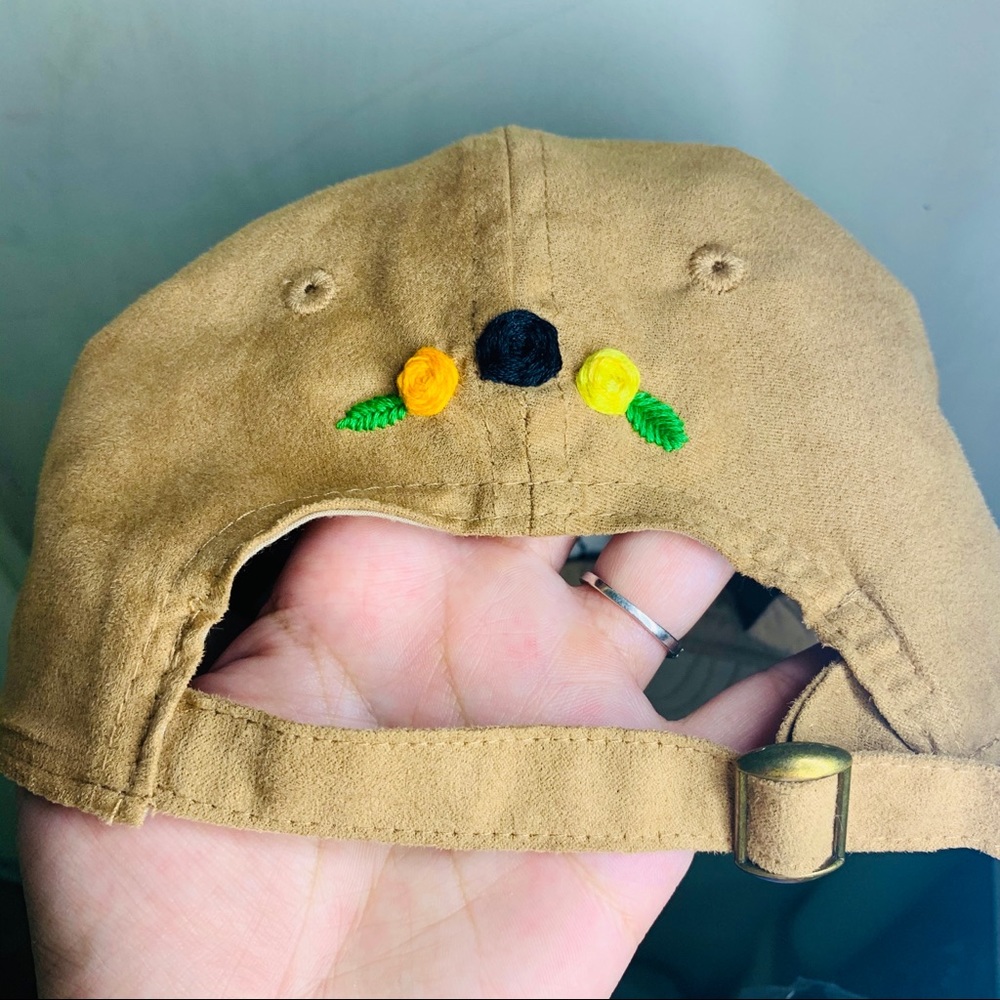 Butterfly Hat 🦋 - Picture 3 of 4